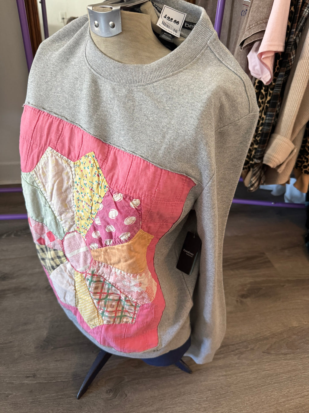 Quilt block, gray sweatshirt - medium