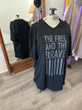 Free& Brave Tee - large